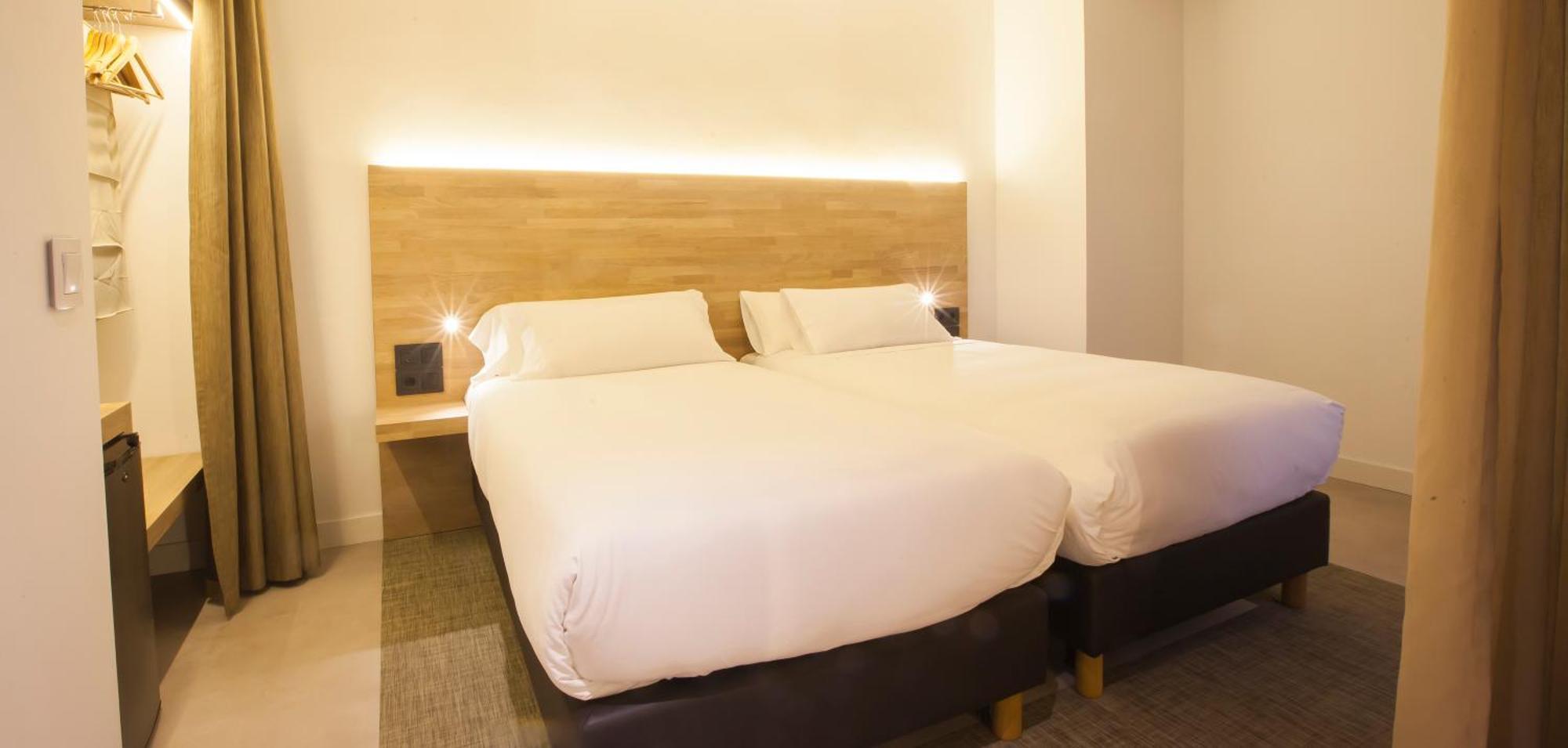 Hotel A Pamplona Phòng bức ảnh