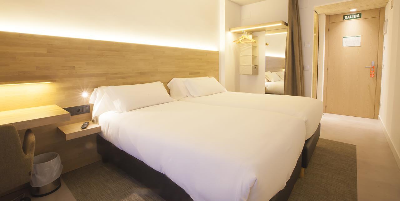 Hotel A Pamplona Ngoại thất bức ảnh
