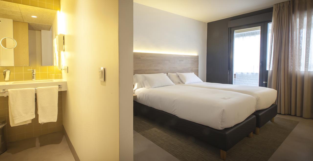 Hotel A Pamplona Ngoại thất bức ảnh