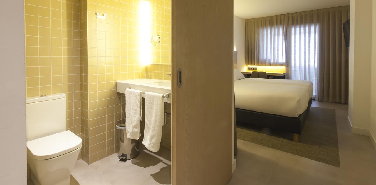Hotel A Pamplona Ngoại thất bức ảnh