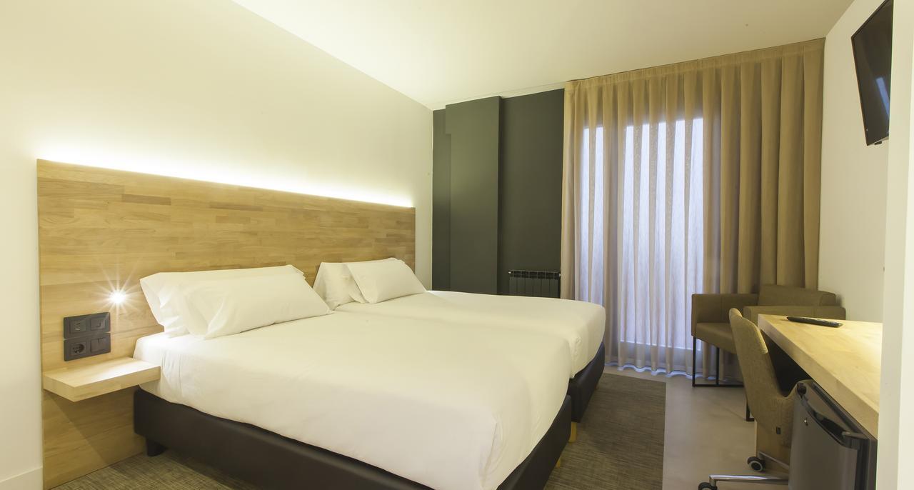 Hotel A Pamplona Ngoại thất bức ảnh