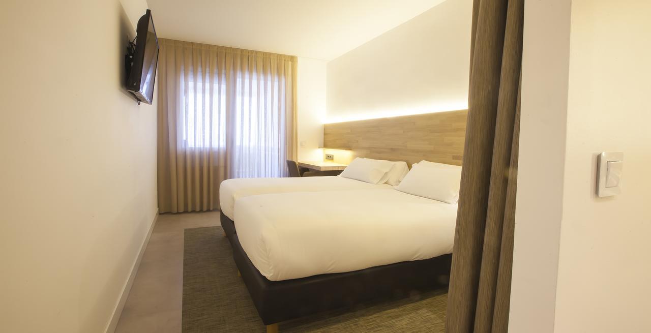 Hotel A Pamplona Ngoại thất bức ảnh