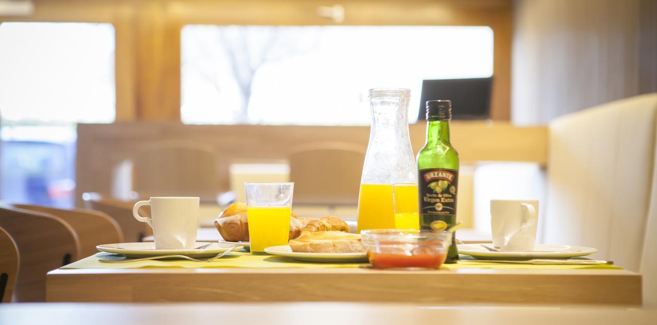 Hotel A Pamplona Ngoại thất bức ảnh